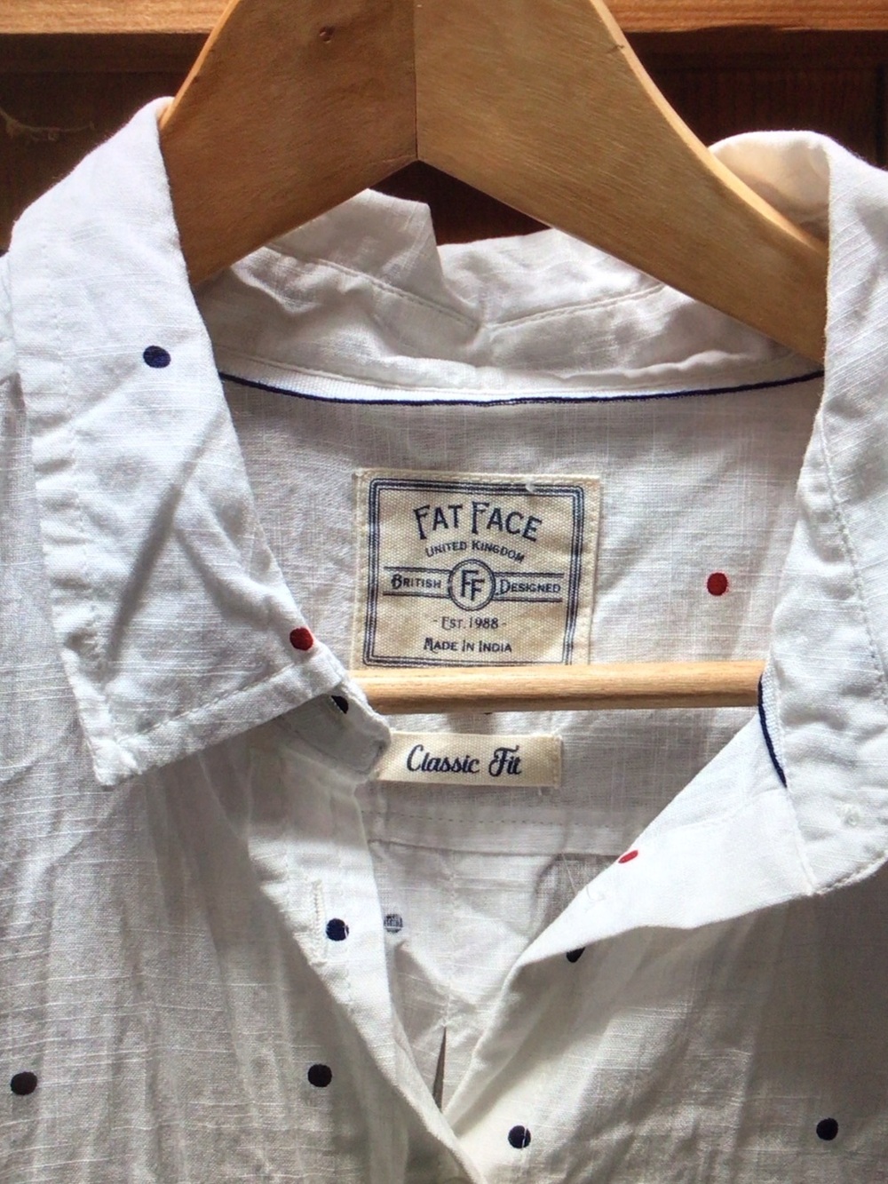 Fat Face White Button-Up Shirt with Navy & Red Polka Dots - Picture 4 of 10